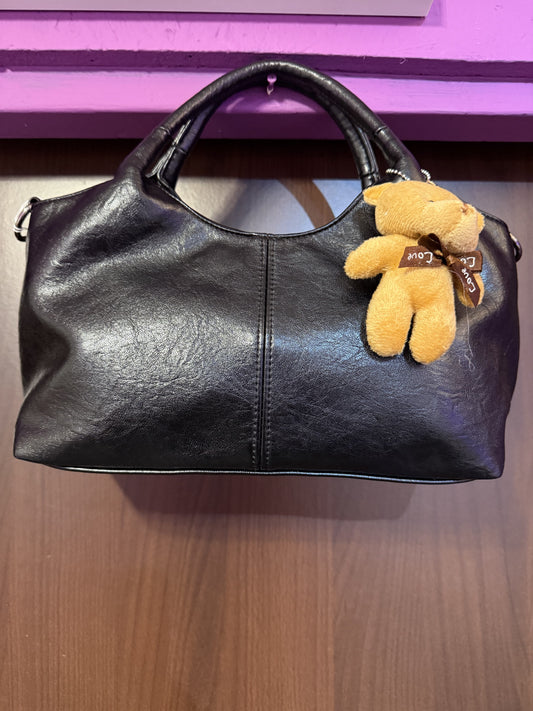 Everyday chic handtas