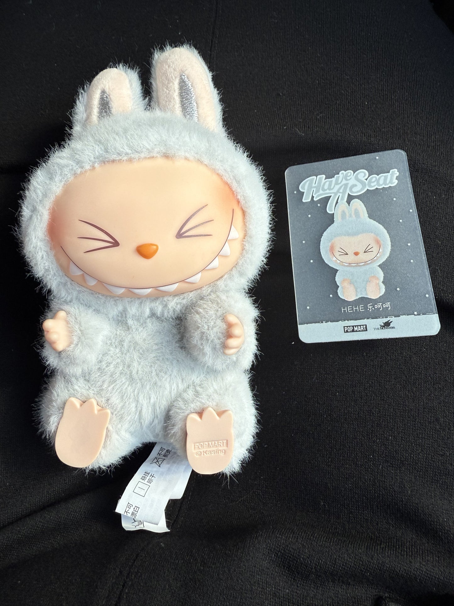 Echt labubu ( HEHE ) grijze